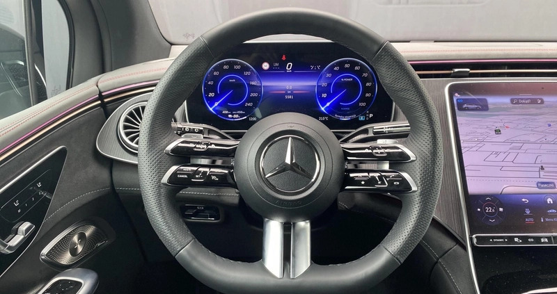 Mercedes-Benz EQE cena 578499 przebieg: 10000, rok produkcji 2023 z Wisła małe 211